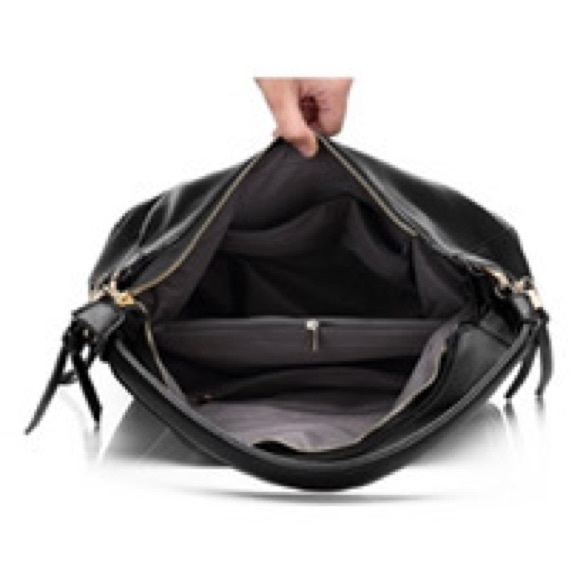 🍀SALE PRICE🍀 NWT Large Leather hobo bag/ crossbody DISCOUNTED SHIPPING - Picture 13 of 16